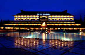 Hotel Niagara Parapat